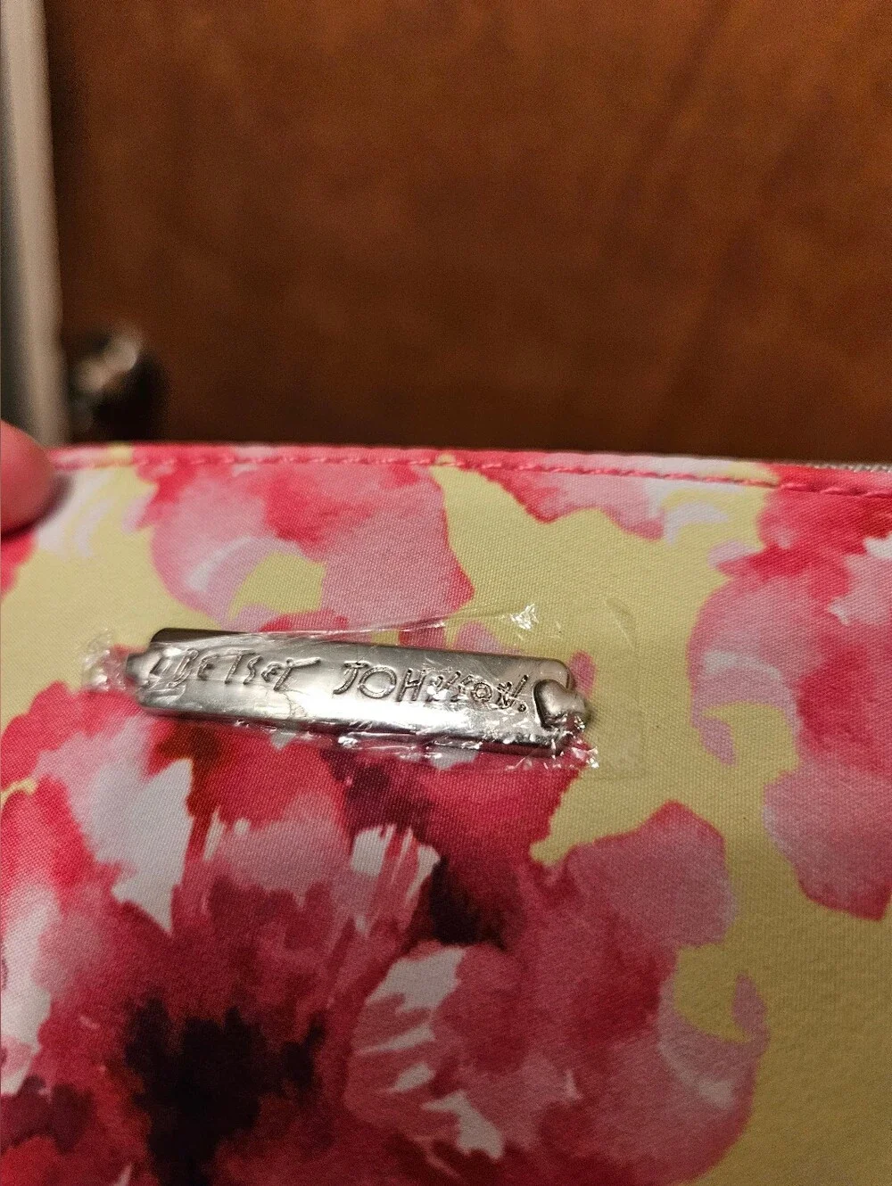 Betsey Johnson NWOT Zipper Pouch